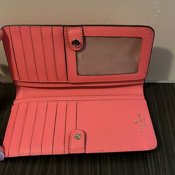 kate spade slim bifold wallet - Picture 2 of 2